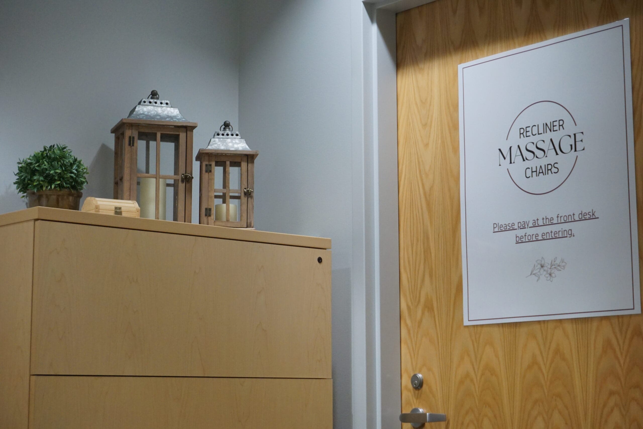 UVU Rec and Wellness Massage Chair room SL211